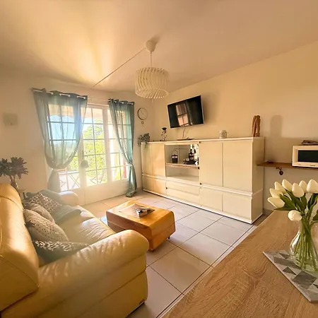 Apartment T1 Bis - Le Petit Corail Saint-Raphael (Var)