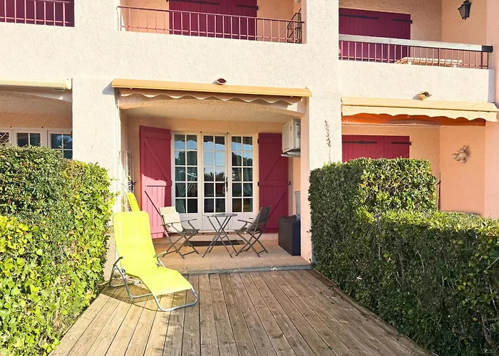 T1 Bis - Le Petit Corail Apartment *