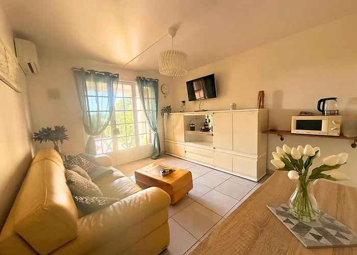 Apartment T1 Bis - Le Petit Corail Saint-Raphaël